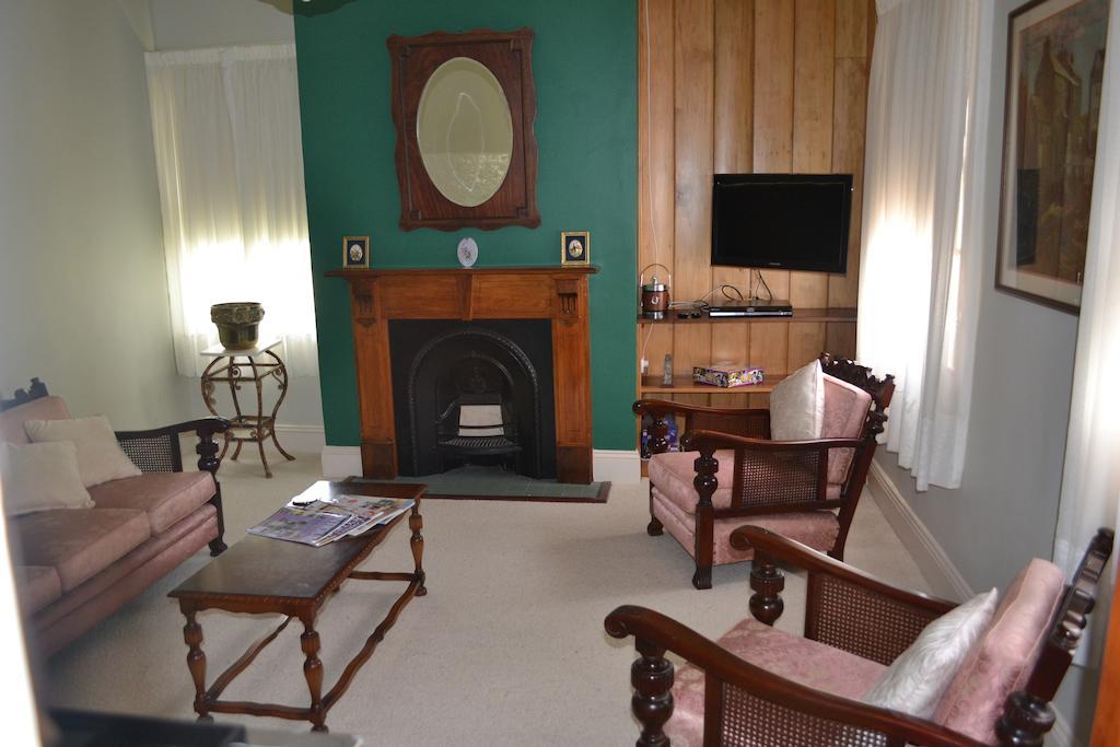 Stoke House Bed & Breakfast Carcoar Exterior photo